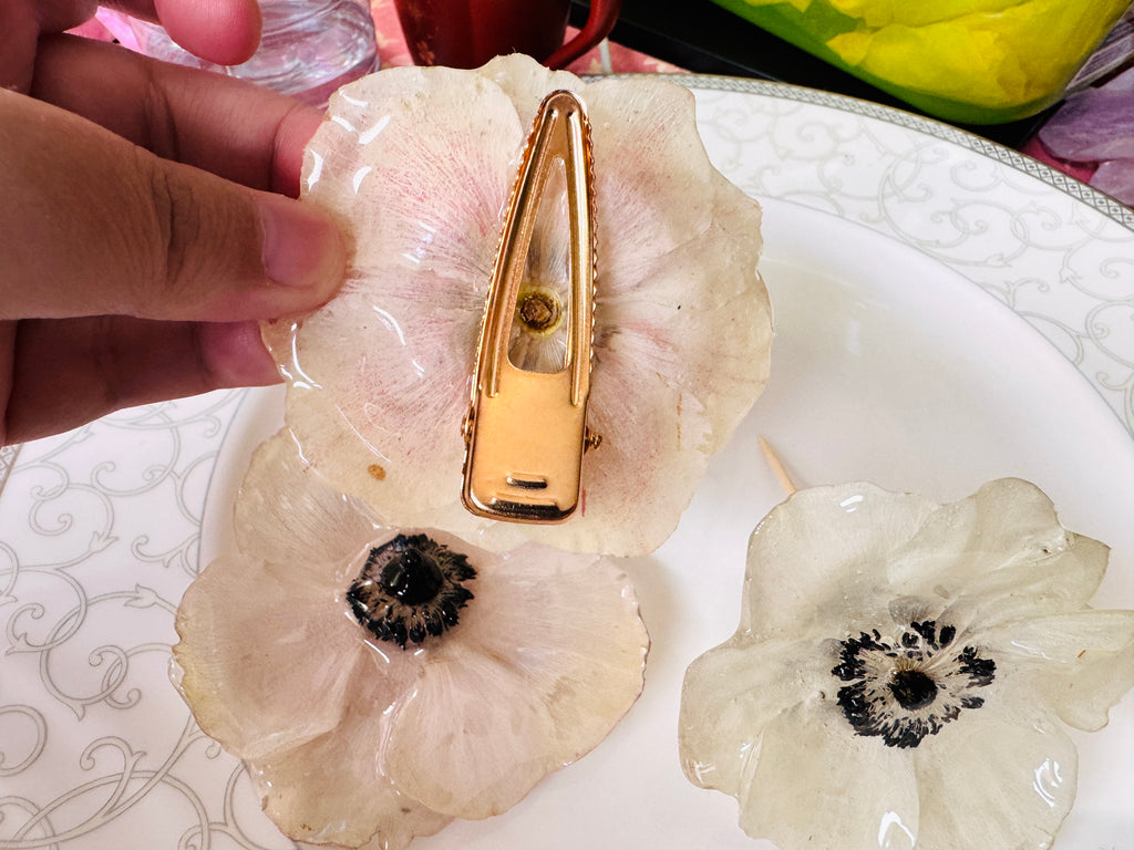 Real White Anemone Hair Clip / Brooch