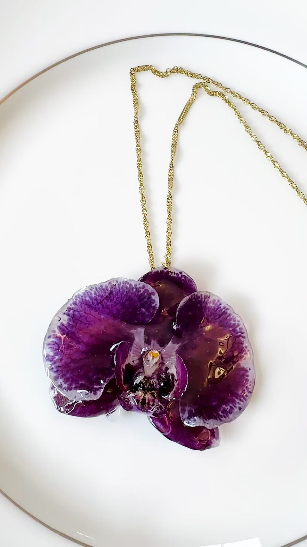 Deep Purple Orchid Stainless Steel Necklace – 3D Real Flower Pendant