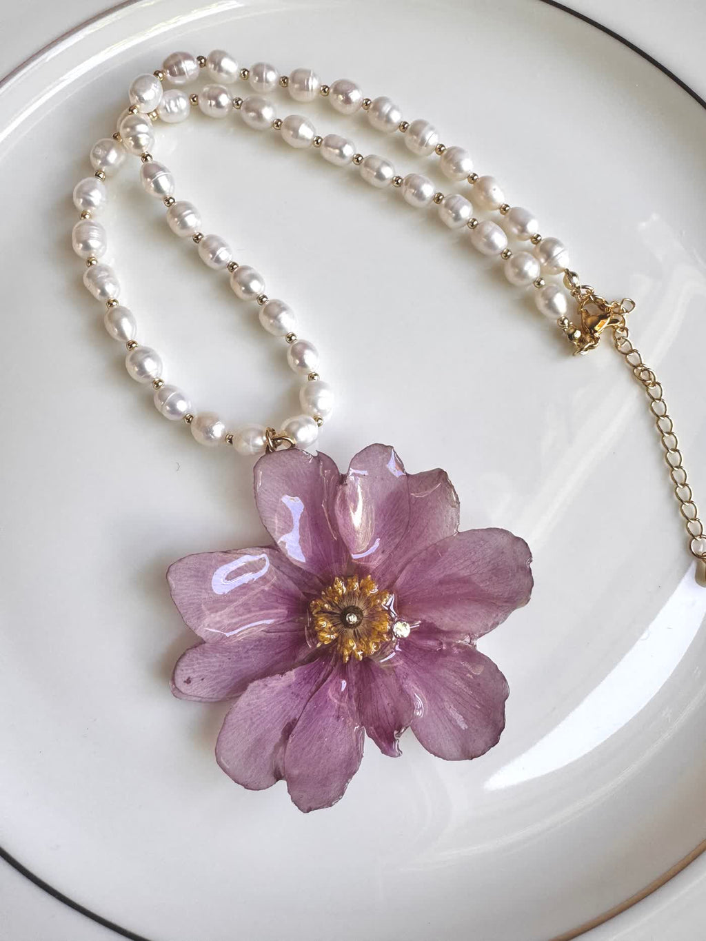 Wild Cotton Flower Pearl Necklace