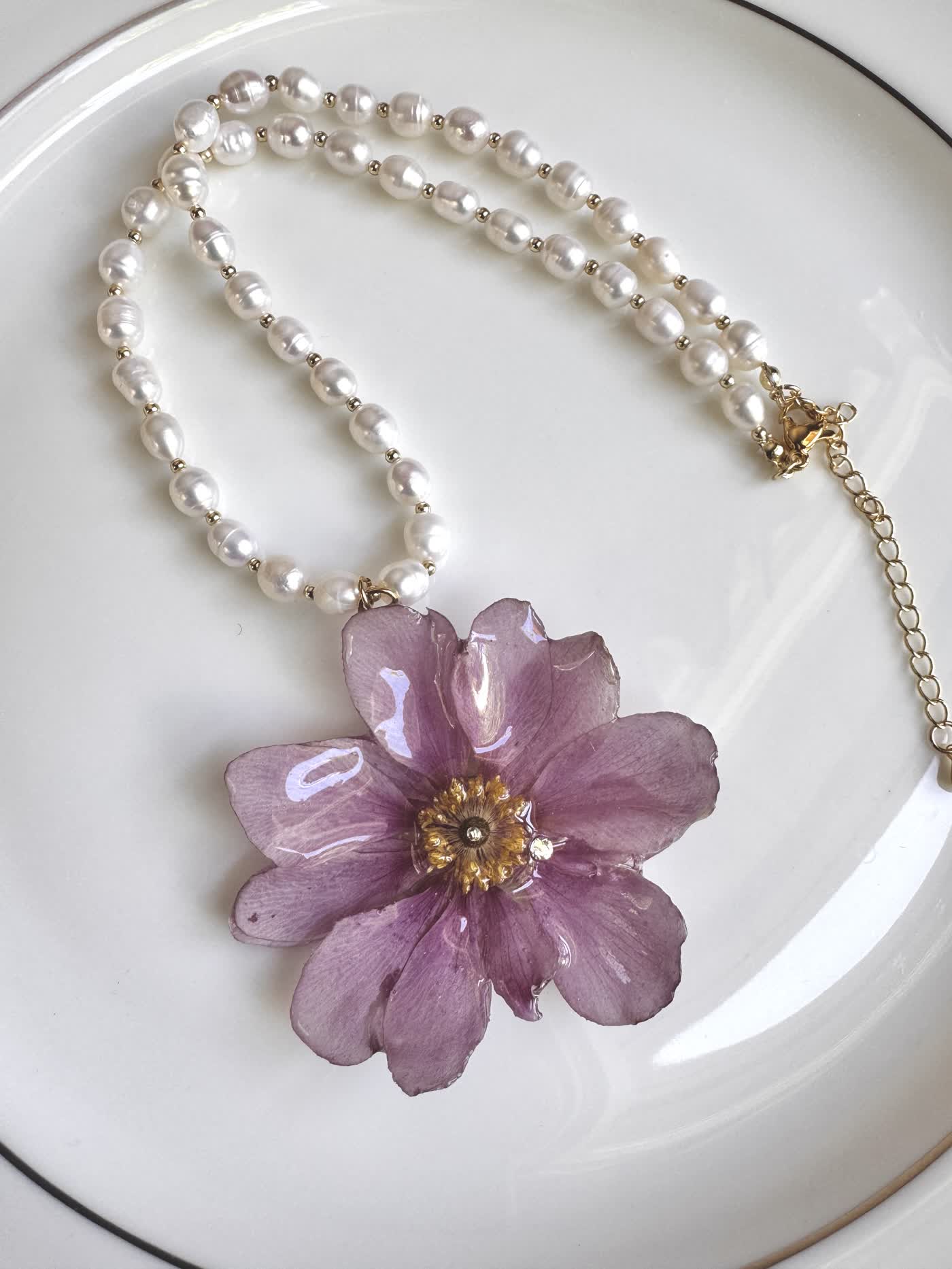 Wild Cotton Flower Pearl Necklace